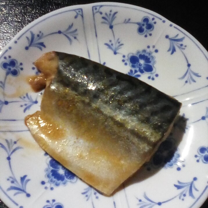 脂がとろけるさばの味噌煮